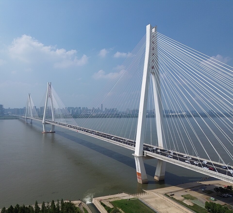 File:Erqi Yangtze River Bridge1.JPG