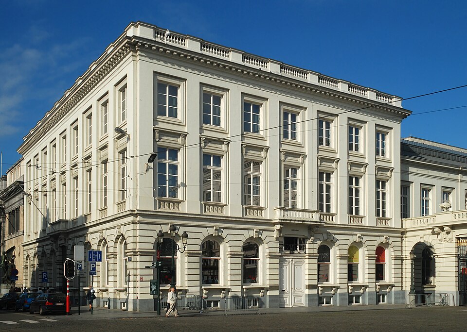 File:Hôtel Gresham - extérieur 5.JPG