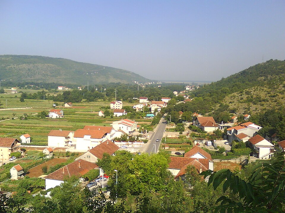 File:Panorama-Grude01196.jpg