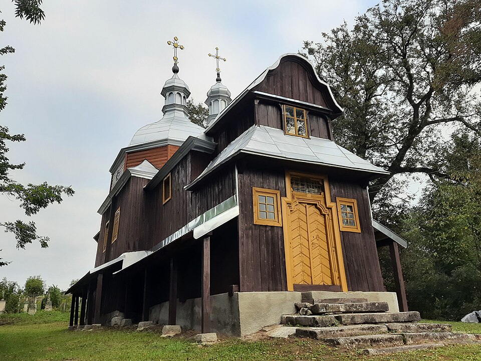File:Церква Святого Миколая (Надрічне).jpg