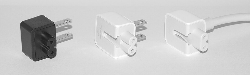 File:Apple and generic C7 connectors.jpg