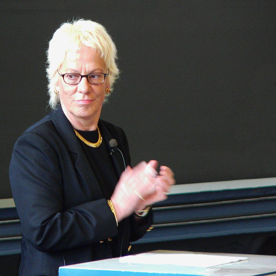 File:Carla del Ponte 2-yehzovised.jpg