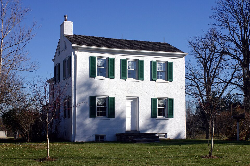 File:Cary cottage 3380.jpg