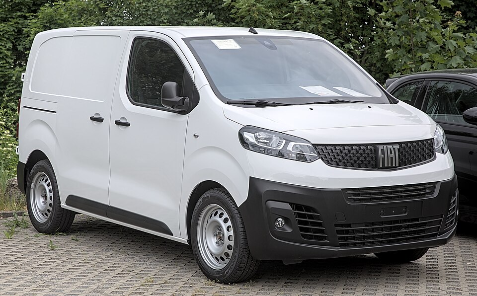 File:Fiat Scudo (2022) 1X7A0336.jpg