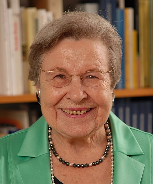 File:Prof. Dr. Ursula Lehr (cropped).jpeg