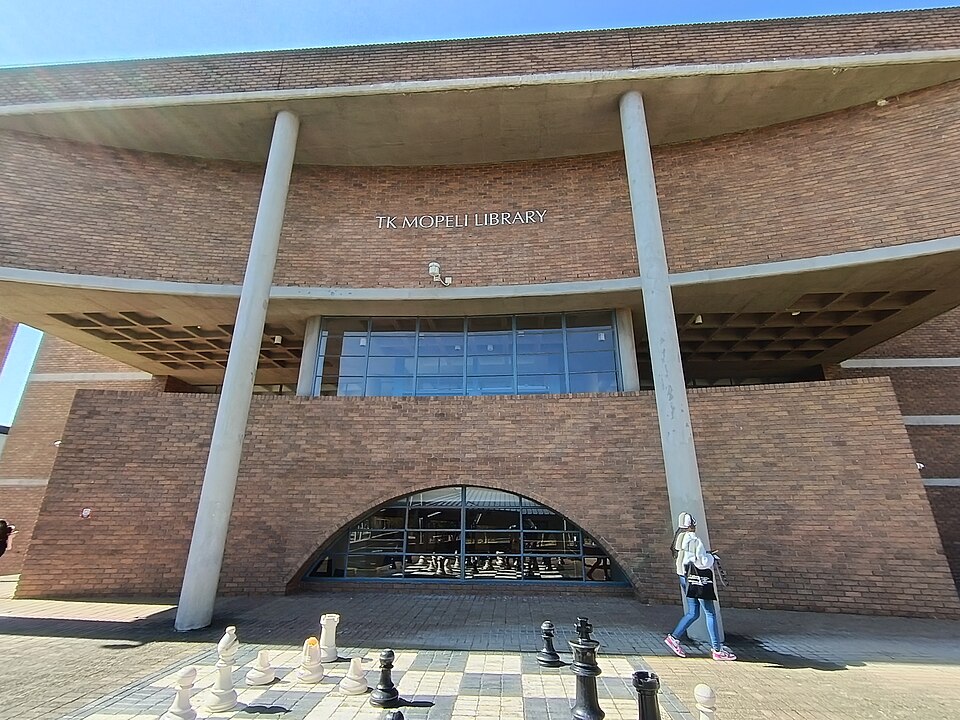 File:TK Mopeli Library.jpg