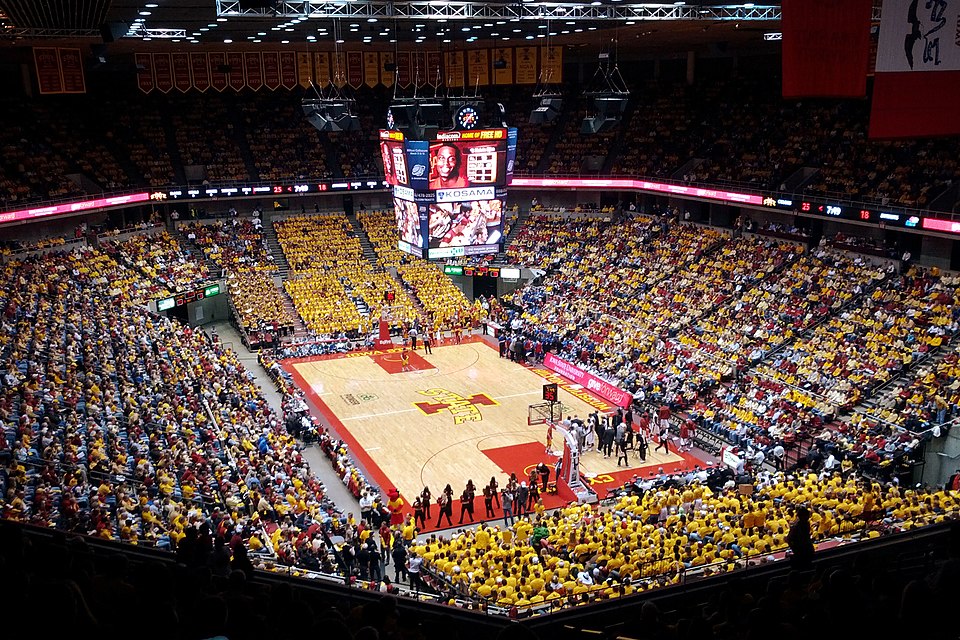 File:Hilton Coliseum Inside View.jpg