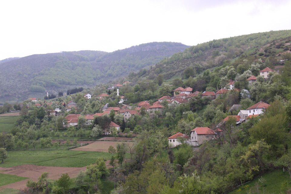 File:Kruščica - panoramio.jpg