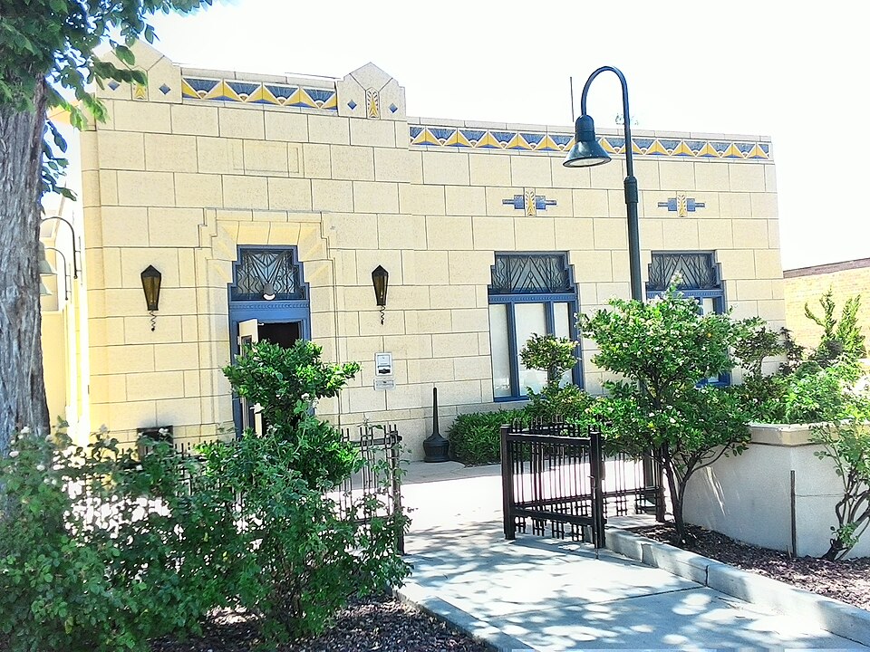 File:Prescott Mountain States Phone Building1.jpg