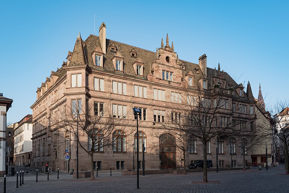 File:9 Place Saint-Thomas Strasbourg 20200124 002.jpg
