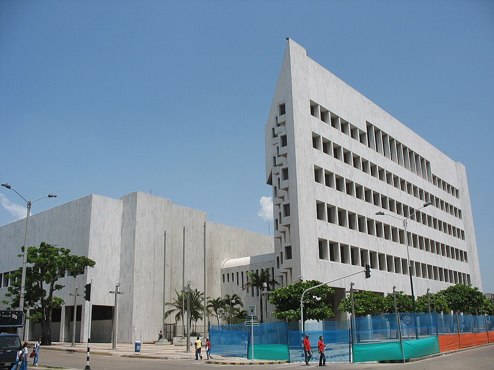 File:Barranquilla Banco de la República.jpg