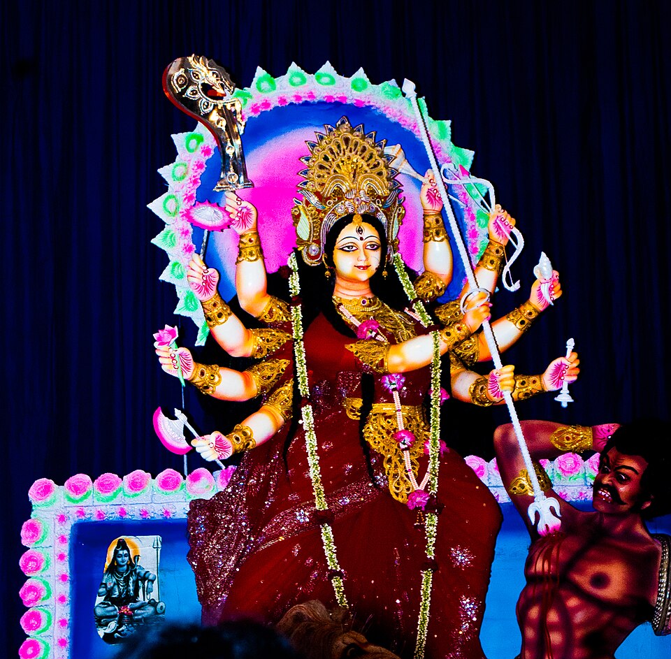 File:Durga Puja at Dhakeshwari Temple 001.jpg