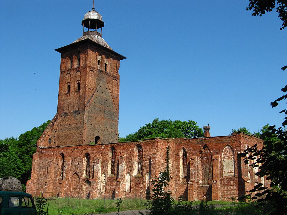 File:Jacobi-Kirche Wehlau.JPG