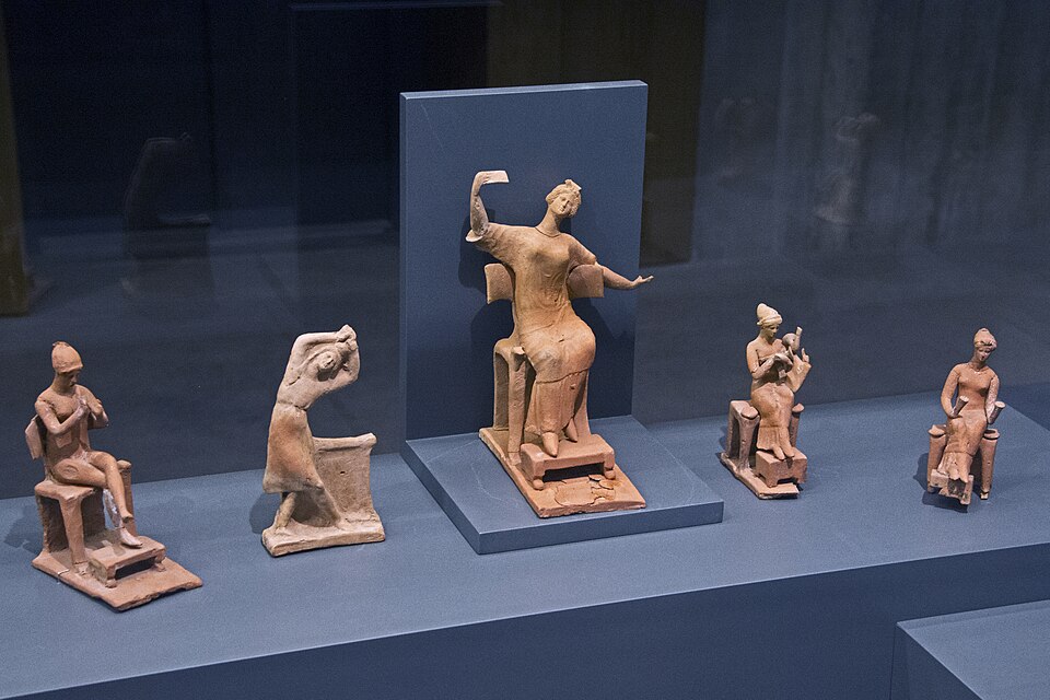 File:Musicians Troy Museum 9994.jpg