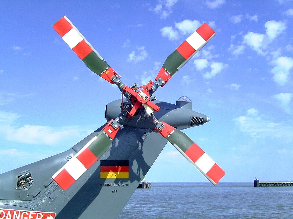 File:Tail rotor Sea Lynx.jpg