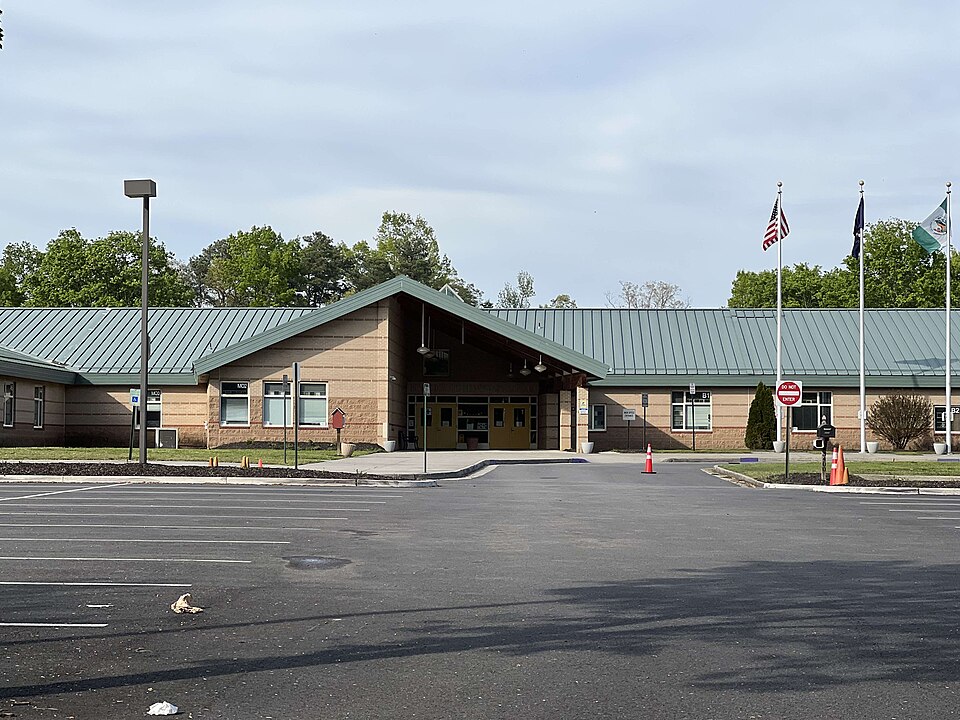 File:Henry Ward Elementary School.jpg
