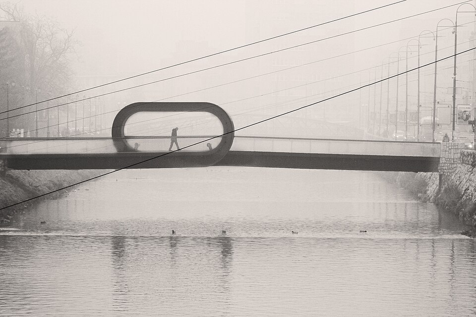 File:Loop Bridge 01 (23776388375).jpg