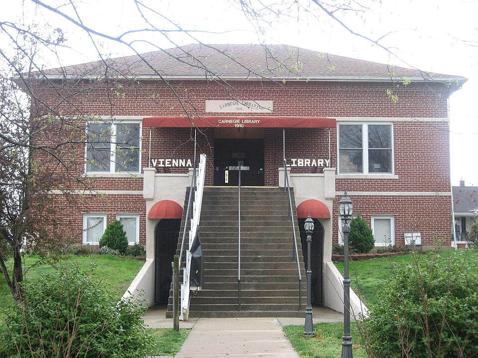 File:Vienna Public Library.jpg
