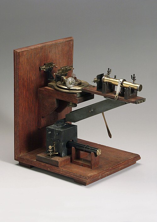 File:X-ray spectrometer, 1912. (9660569929).jpg