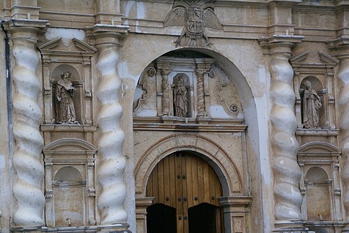 Baroque Solomonic Tuscan columns of the Monastery of San Francisco, Antigua, Guatemala, unknown architect, early 17th century