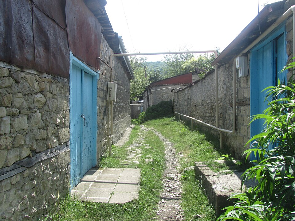 File:Basqal küçələri 3.jpg