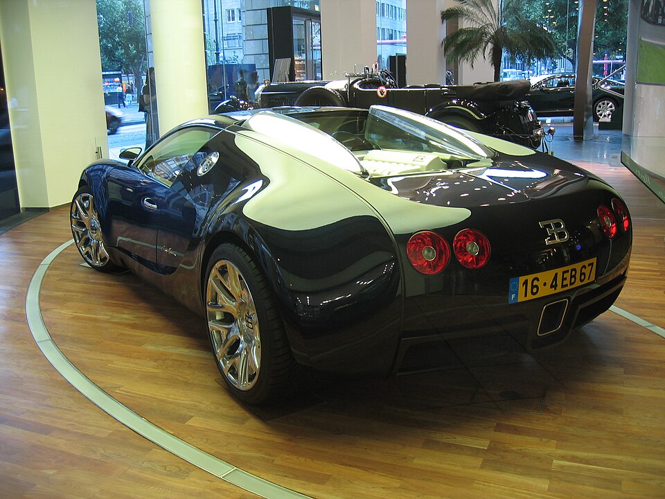 File:Bugatti Veyron 16.4 1.JPG