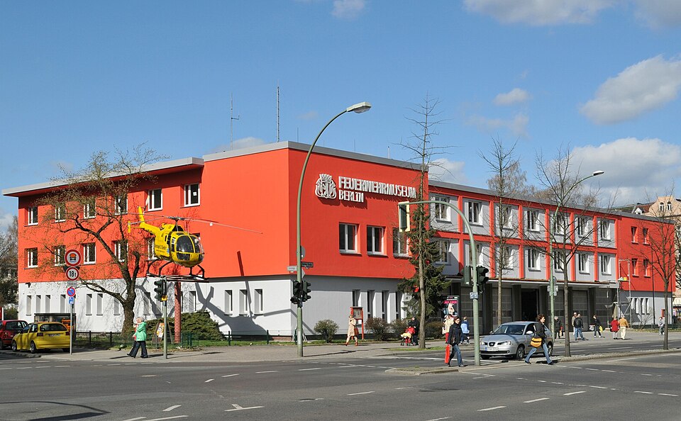 File:Feuerwehrmuseum Berlin.JPG