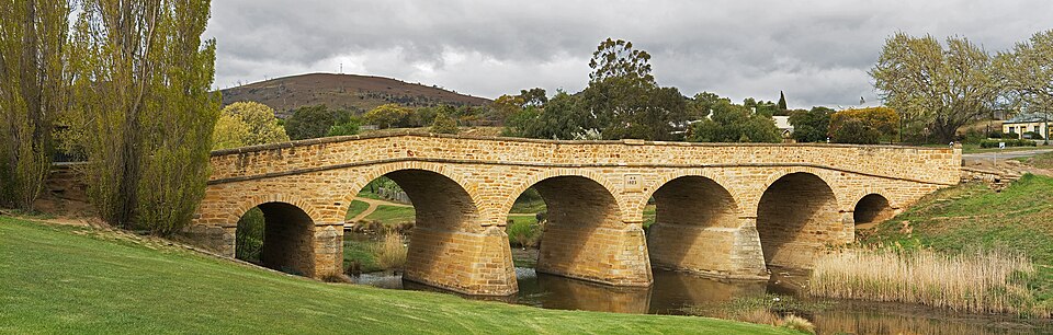 Richmond Bridge, by JJ Harrison