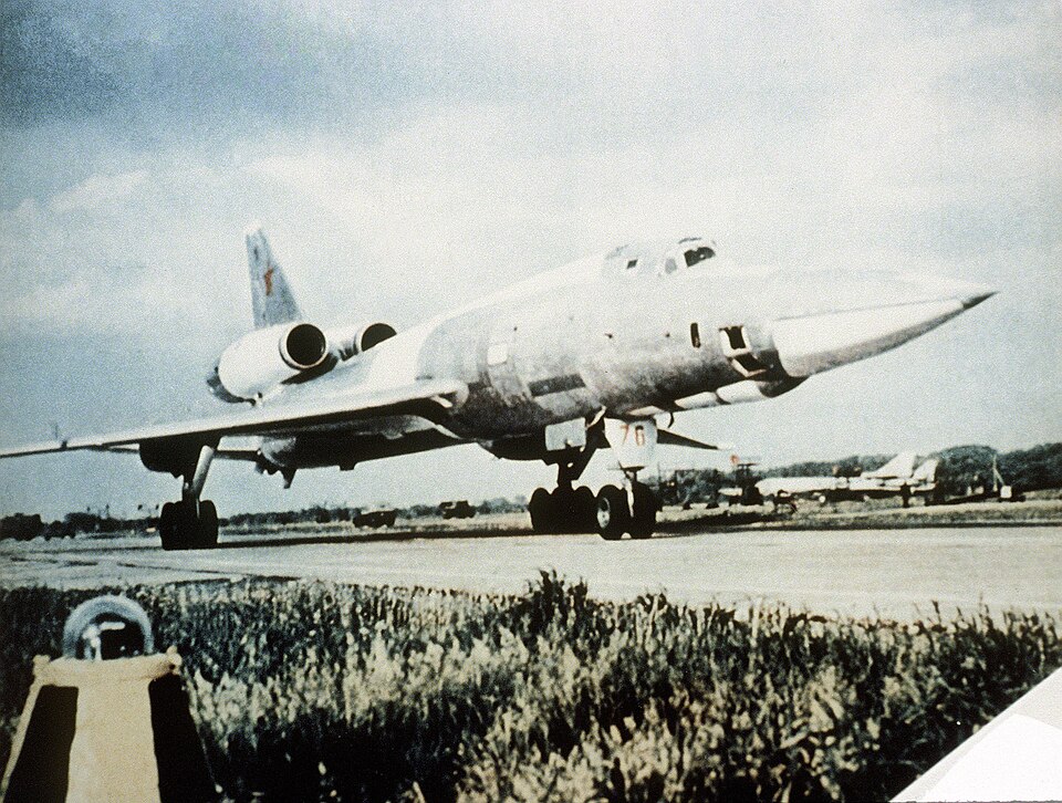 File:Tu-22 parked.jpg