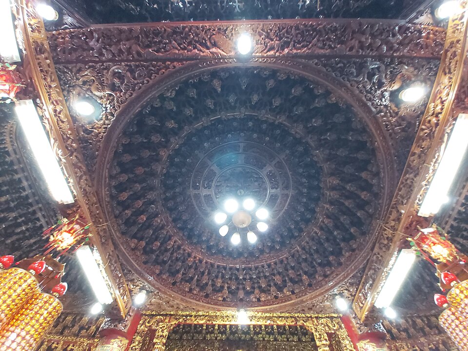 File:Ceiling of Nanfangao Nantian Temple-02.2024-08-30.jpg