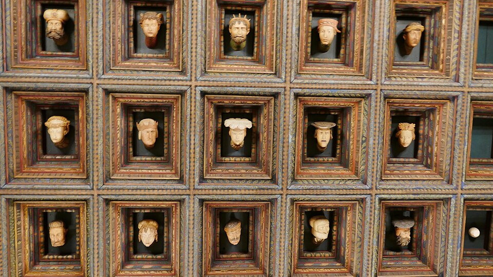 File:Residence Ceiling Heads, Wawel Castle, Krakow.jpg