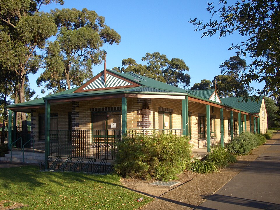 File:Menai community 2.JPG