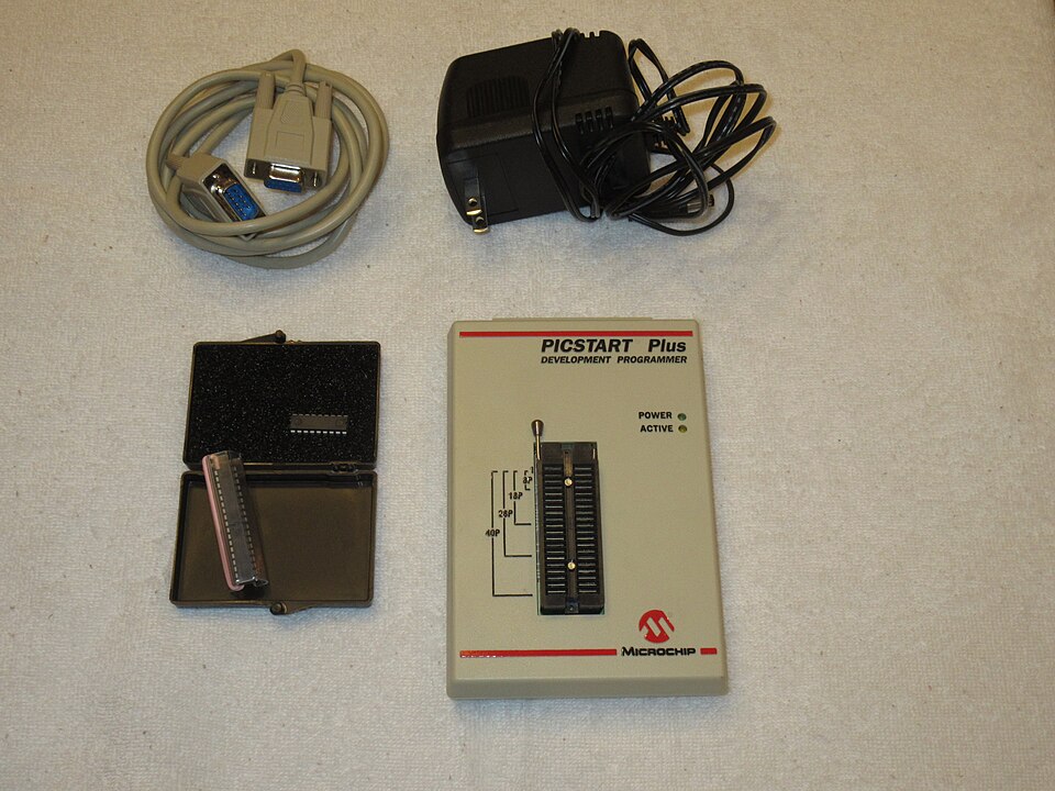File:Picstart Development Programmer.jpg