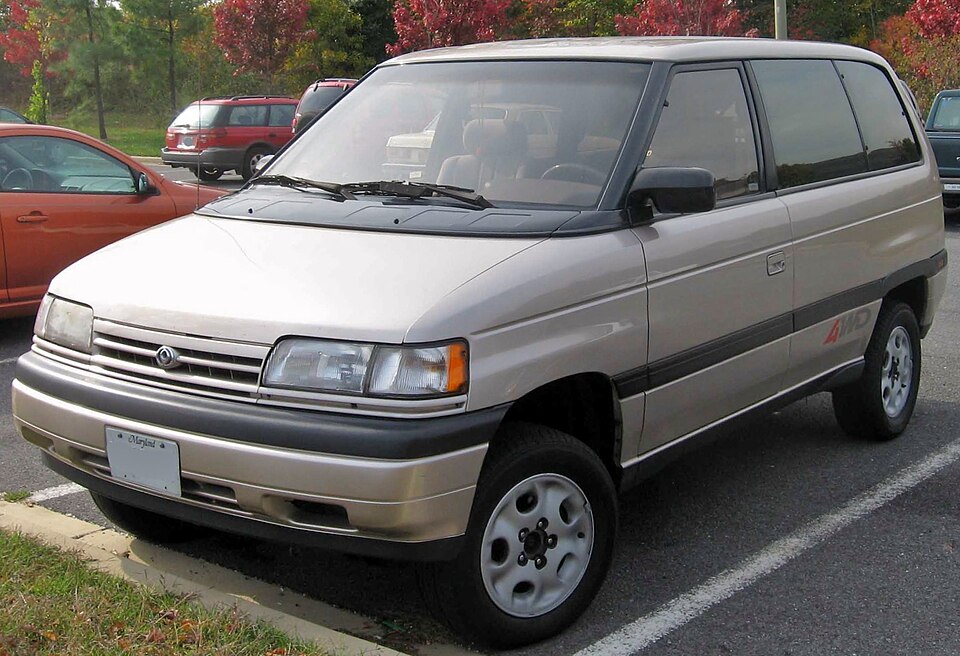 File:93-94 Mazda MPV.jpg