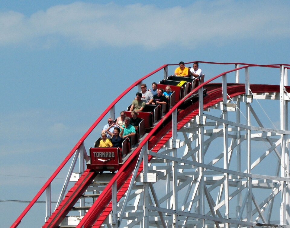 File:Sg-tornado.jpg