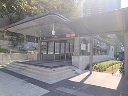 Entrance E