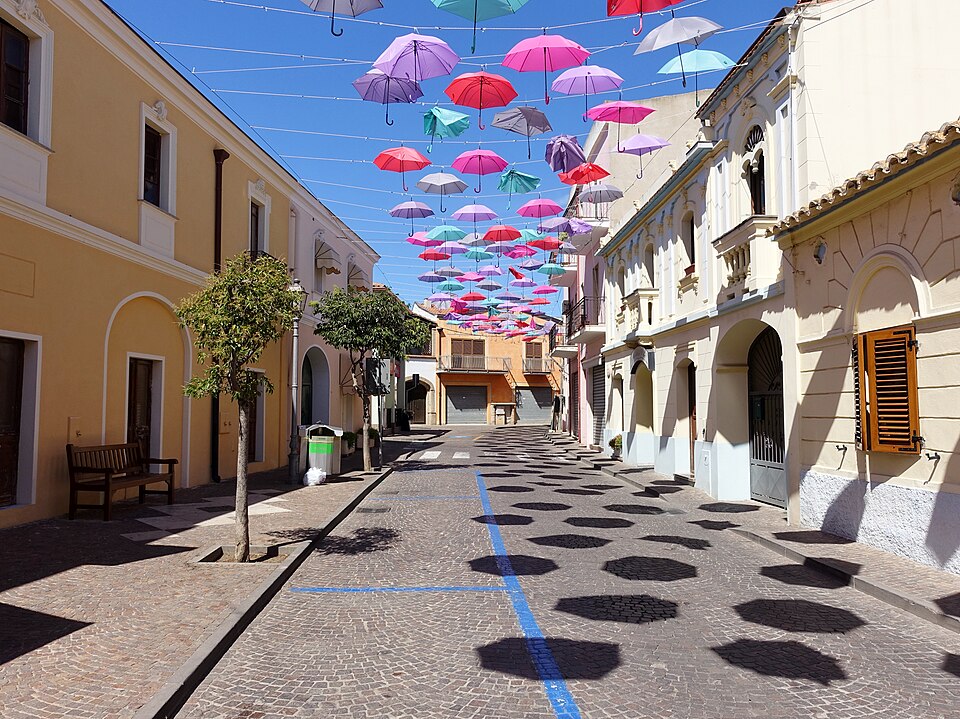 File:Pula Schirme 06.jpg