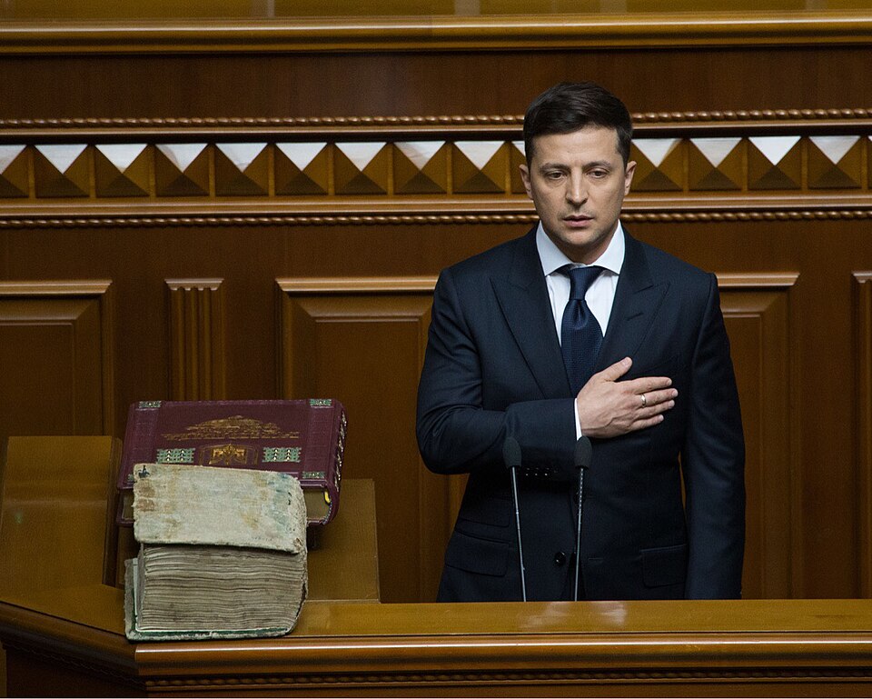 File:Volodymyr Zelensky 2019 presidential inauguration 04.jpg