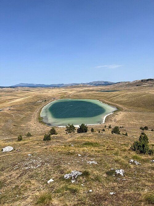 File:Vražje Lake.jpg