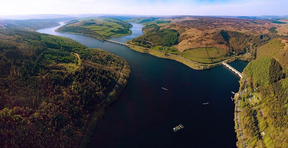 File:Ladybower Reservoir From Above.jpg