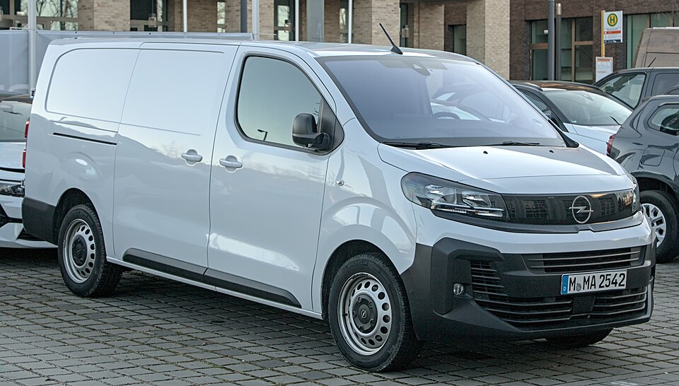 File:Opel Vivaro C (Facelift) IMG 2687.jpg