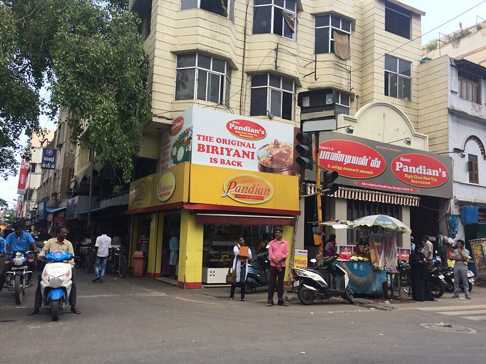 File:Pandian Hotel in Tondiarpet, Chennai.jpg