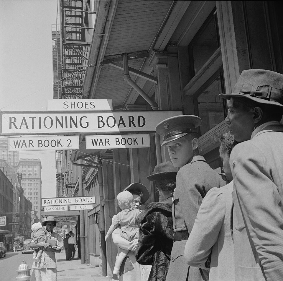 File:RationingBoardNOLAVachonC.jpg
