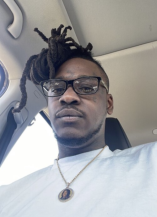 File:Rob Vicious 2022.jpg