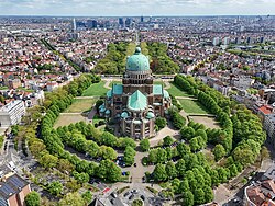 Elisabeth Park and Basilica of the Sacred Heart