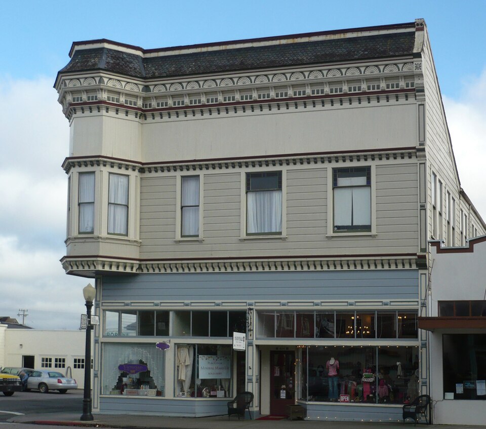 File:484-492 Main Ferndale CA.jpg