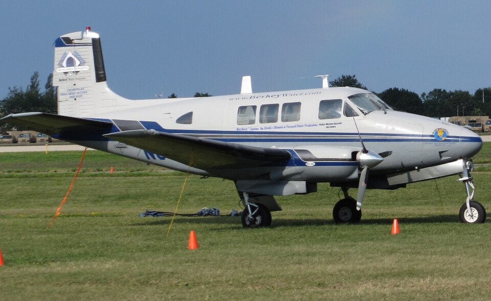 File:Beechcraft U-8F.jpg