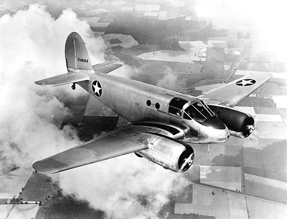 File:Beechcraft AT-10-GF in flight c1943.jpg