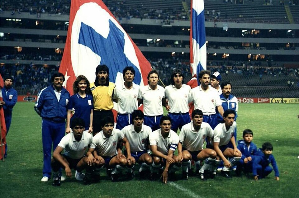 File:Cruz Azul 1988-89.jpg