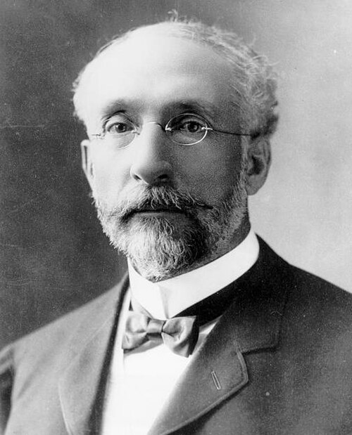 File:DeForest Richards.jpg